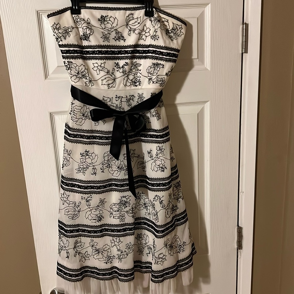 BCBG MaxAzria Strapless Dress- Size 10
